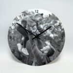 Mustvalge_pildiga_trükitud_kell1