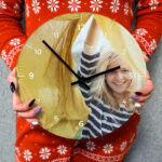 Oma_pildiga_klaasist_kell