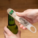 Oma teksti või pildiga pudeliavaja